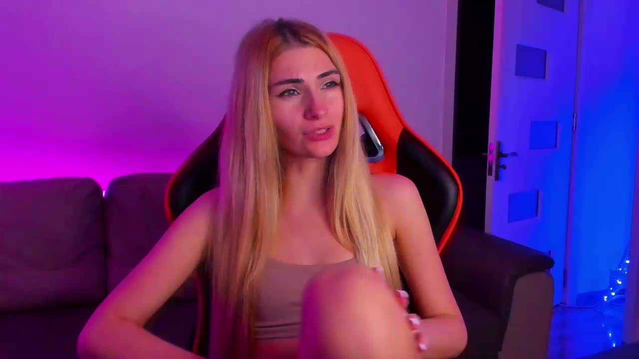 Lynx Live Sex December 14, 2025