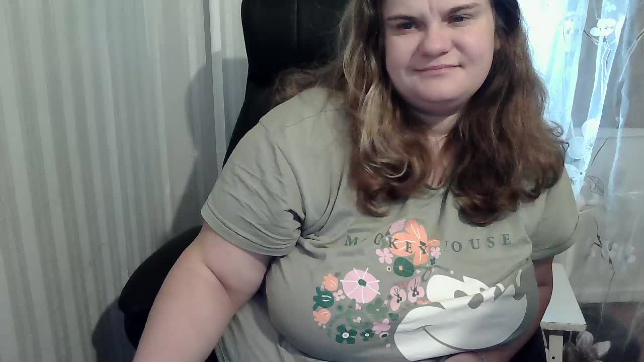 XLisaBlueX Live Sex December 17, 2025