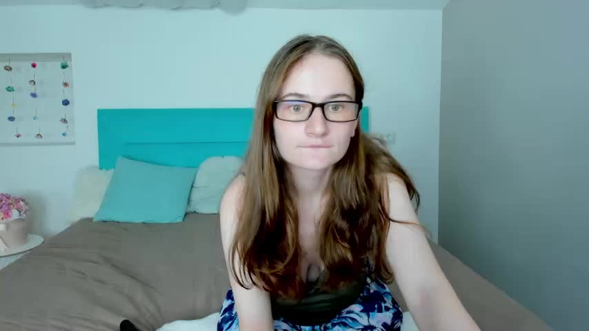 L1ittle_kitty_ Live Sex December 13, 2025