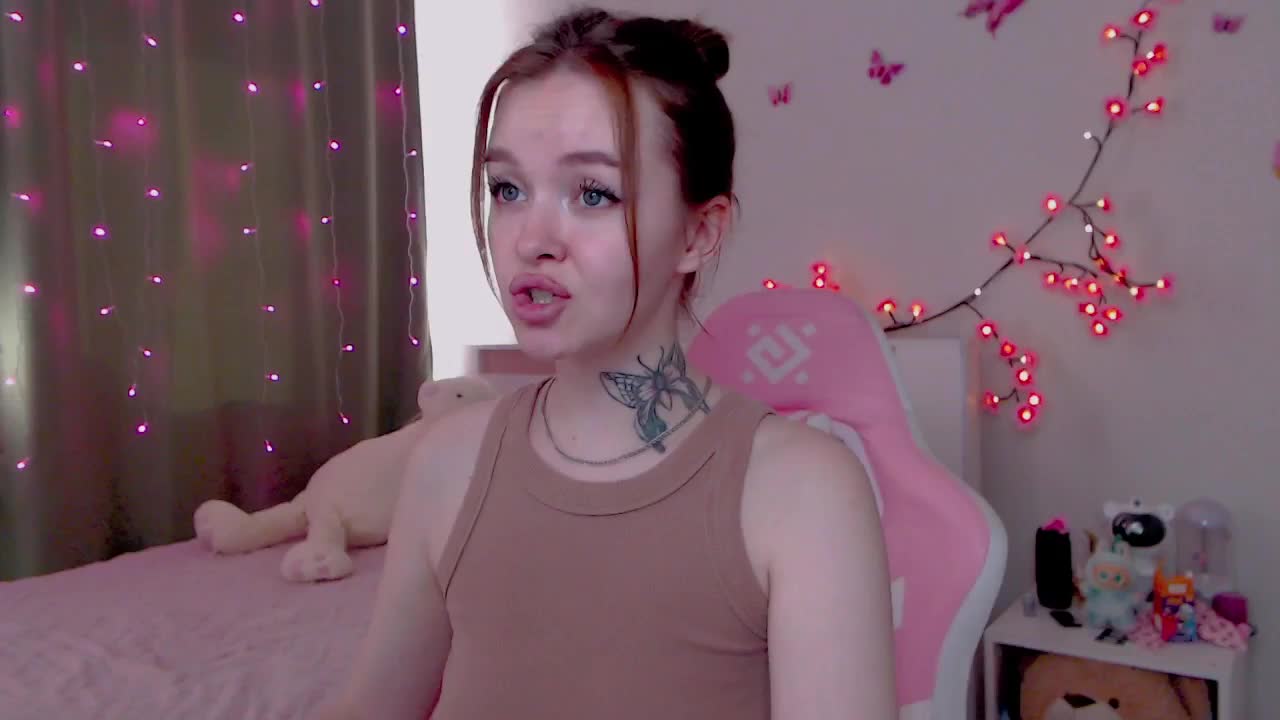 NaughtyMable Live Sex December 14, 2025