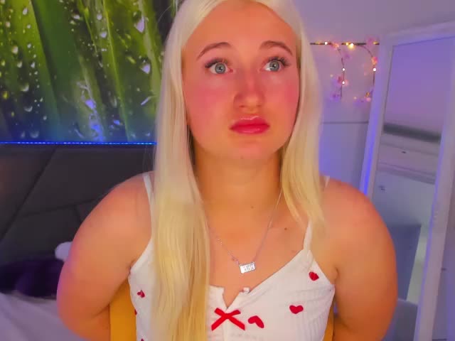 HollyTaillor Live Sex December 14, 2025