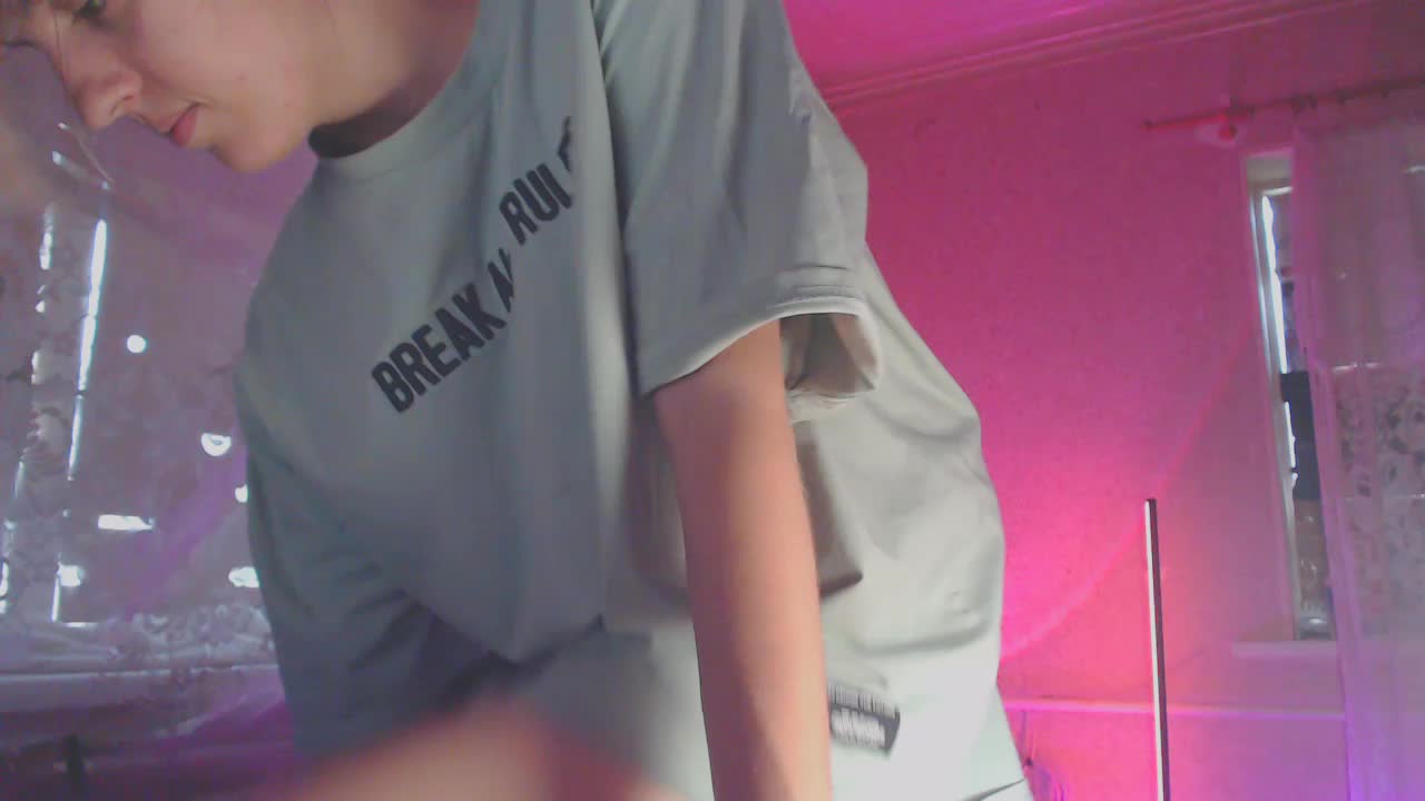 Babymuro4ka Live Sex December 17, 2025