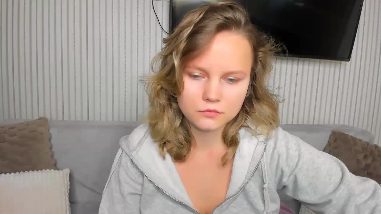 milalapka Live Sex December 17, 2025