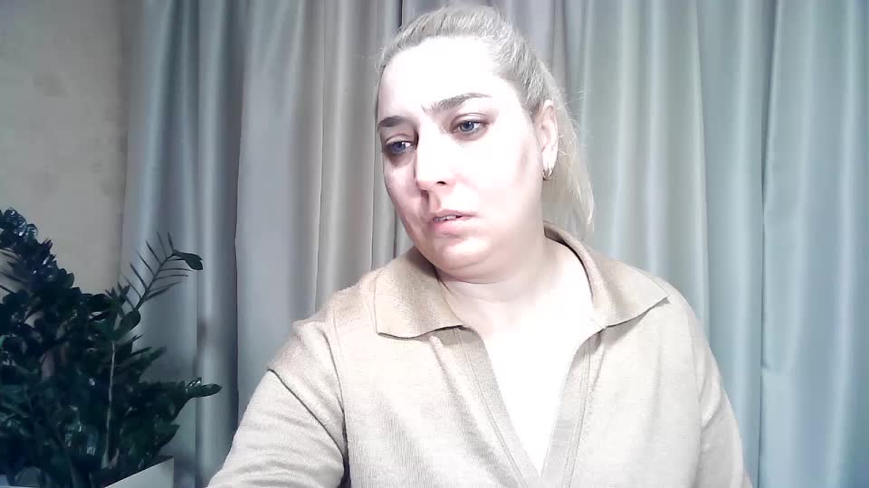 KickaIricka Live Sex December 13, 2025