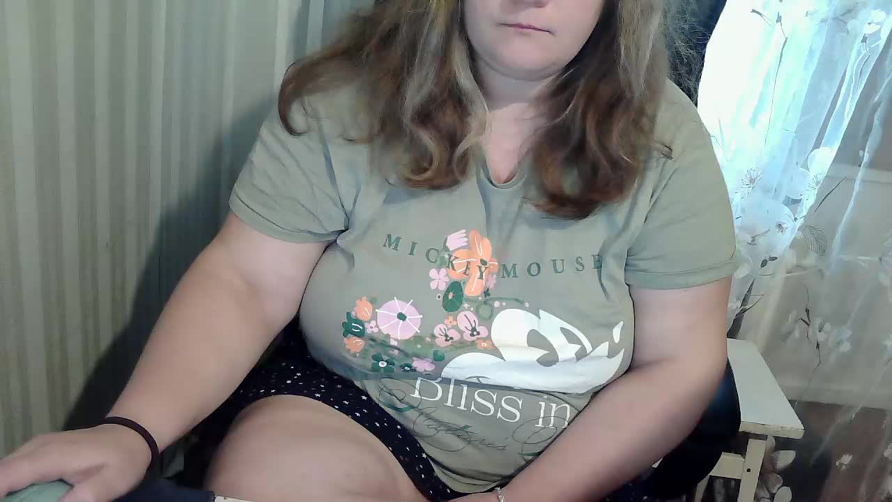 XLisaBlueX Live Sex December 17, 2025