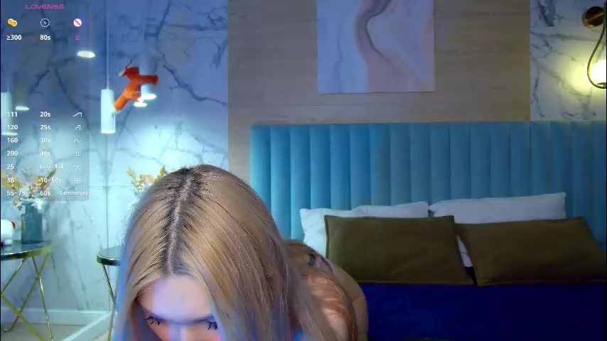 carolreeves Live Sex December 17, 2025