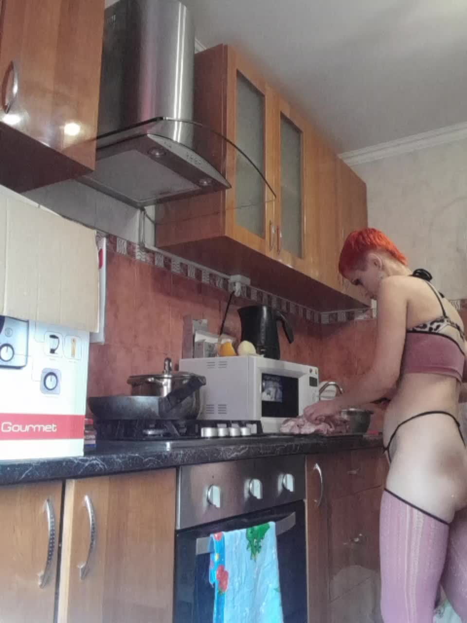 N-I-M-F-O-M-A-N-K-A Live Sex December 17, 2025