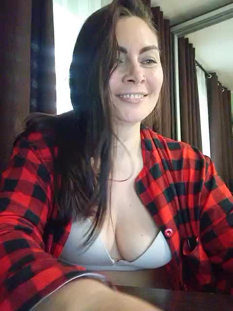 Katerinagreiz Live Sex December 13, 2025