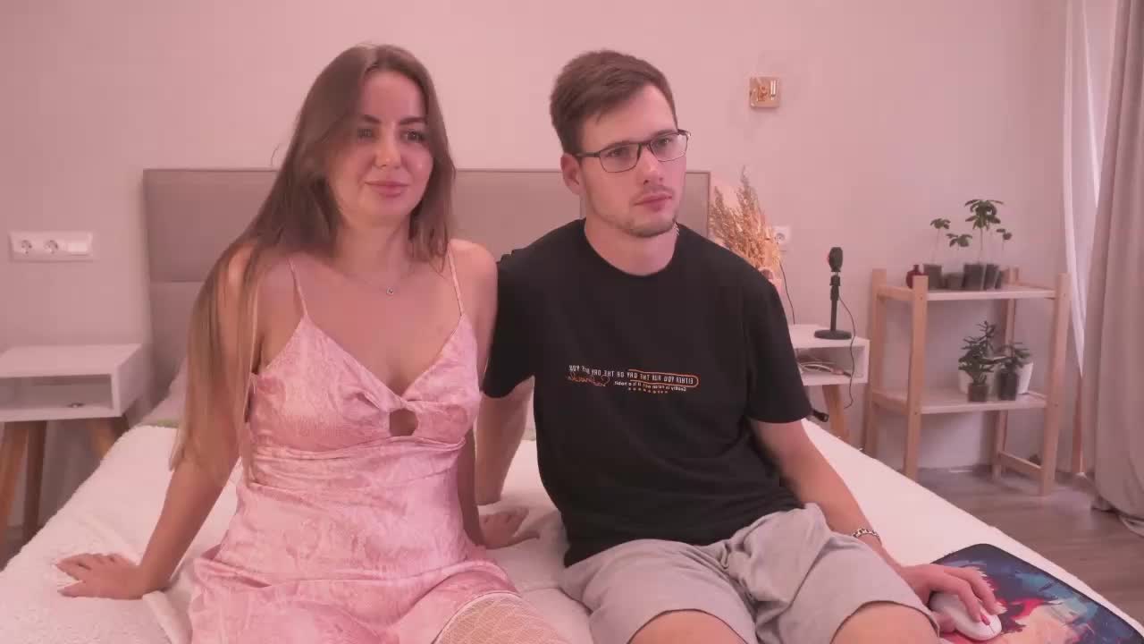 PashaAndMila Live Sex December 14, 2025