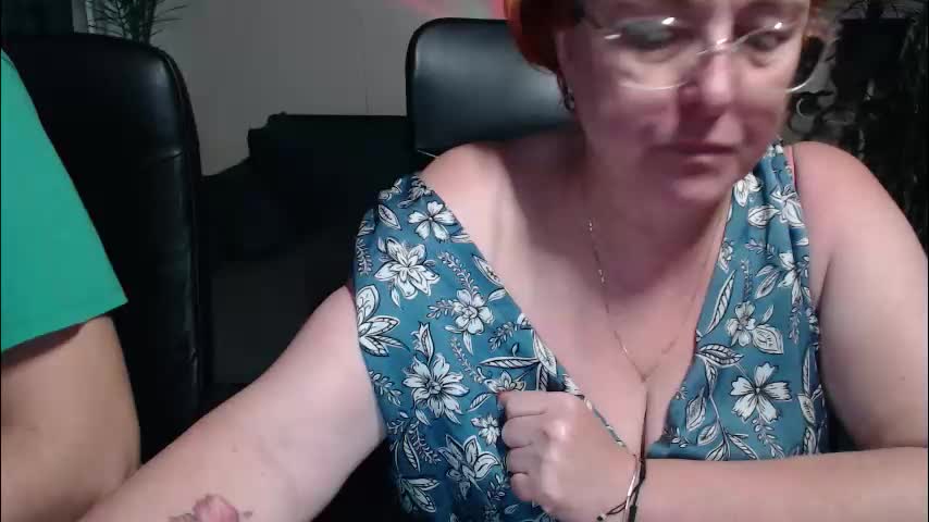joannaandneighbour Live Sex December 17, 2025