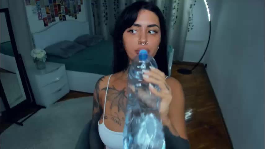 butter_f1y Live Sex December 13, 2025