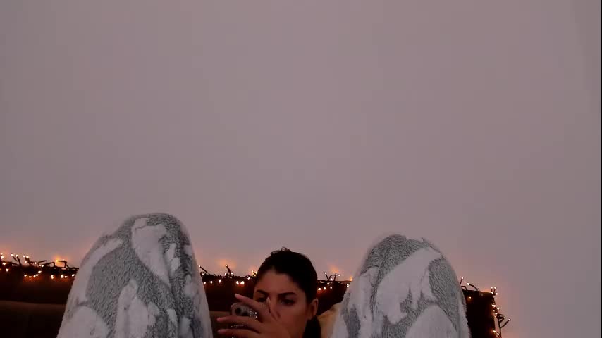 _just_a_simple_girl Live Sex December 14, 2025