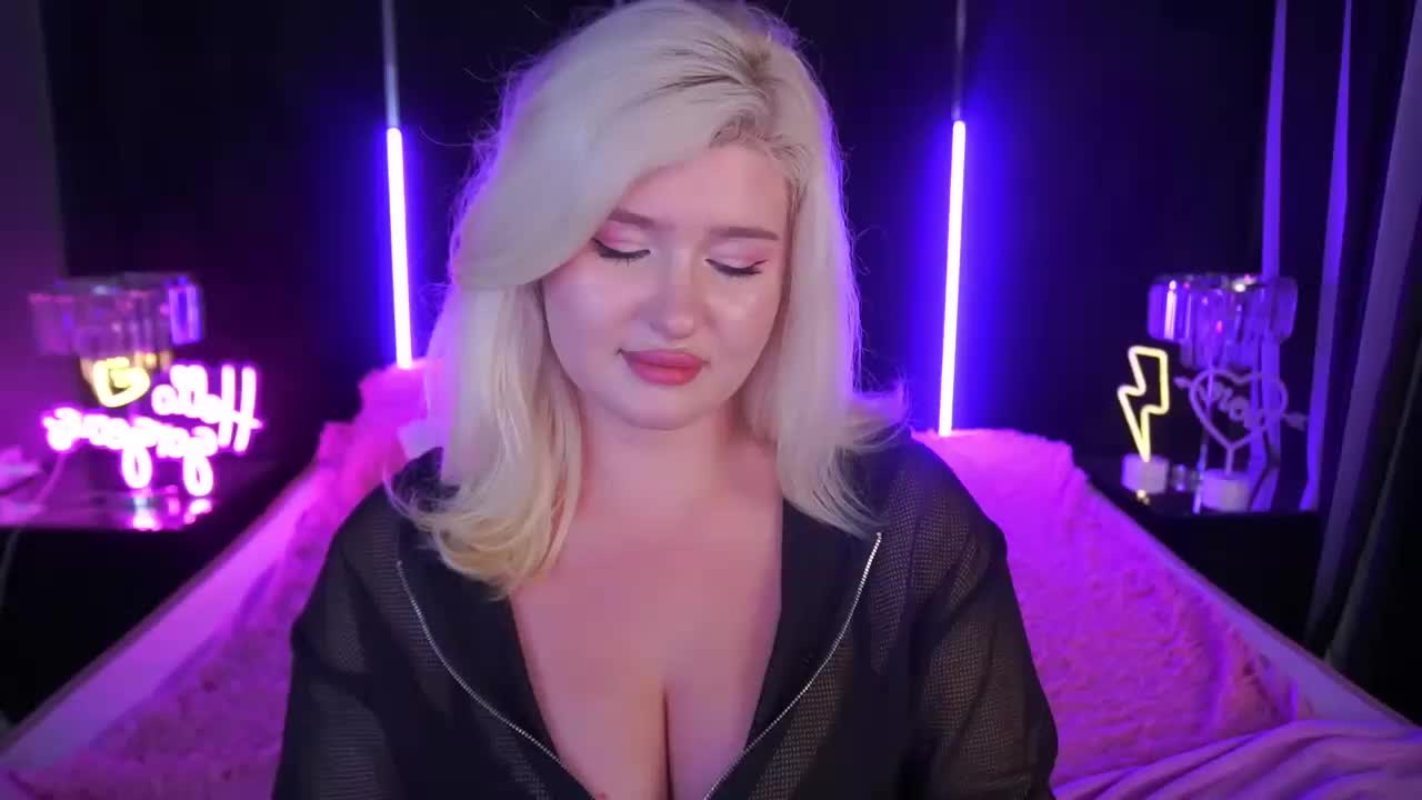 AnoraJoy Live Sex December 17, 2025