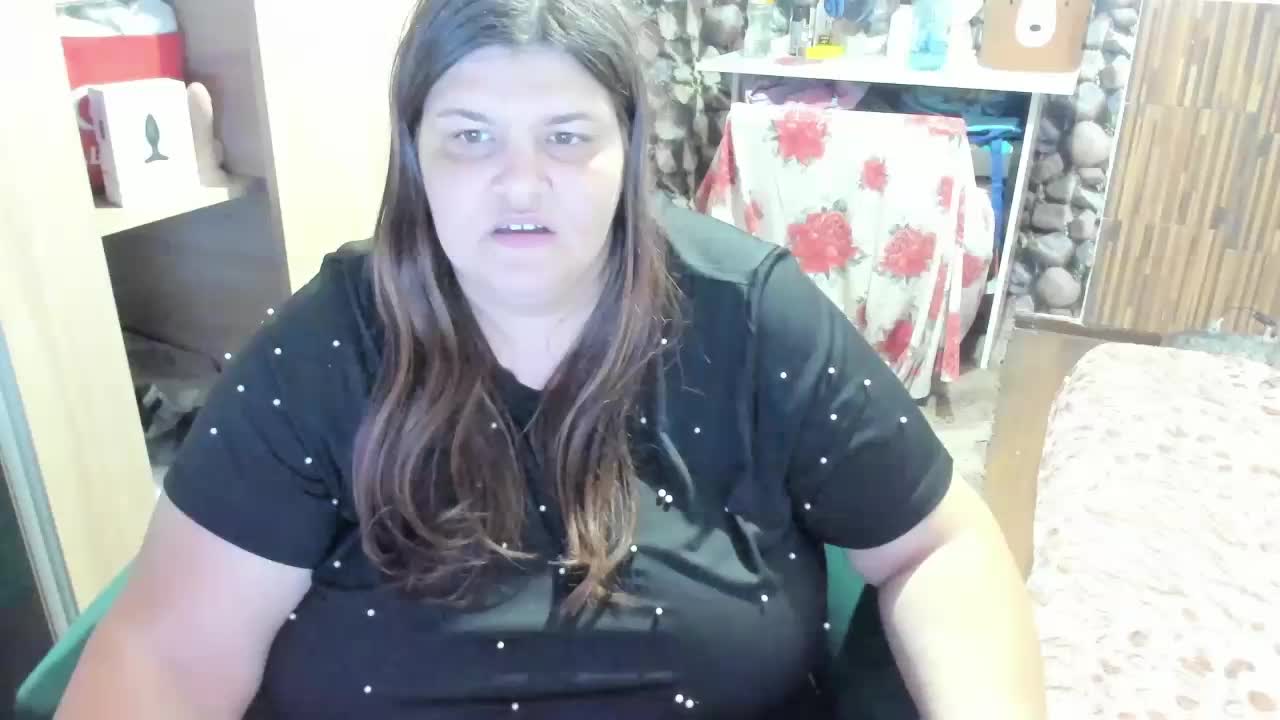 Ionysexylips69 Live Sex December 17, 2025