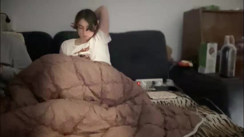 rosea_champagne Live Sex December 15, 2025