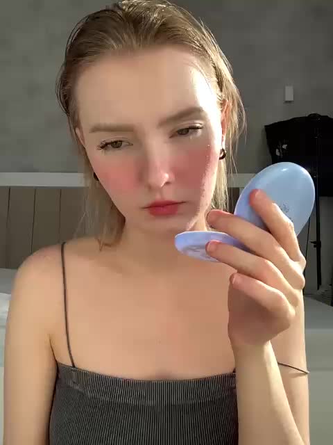 -Nezukoo- Live Sex December 17, 2025