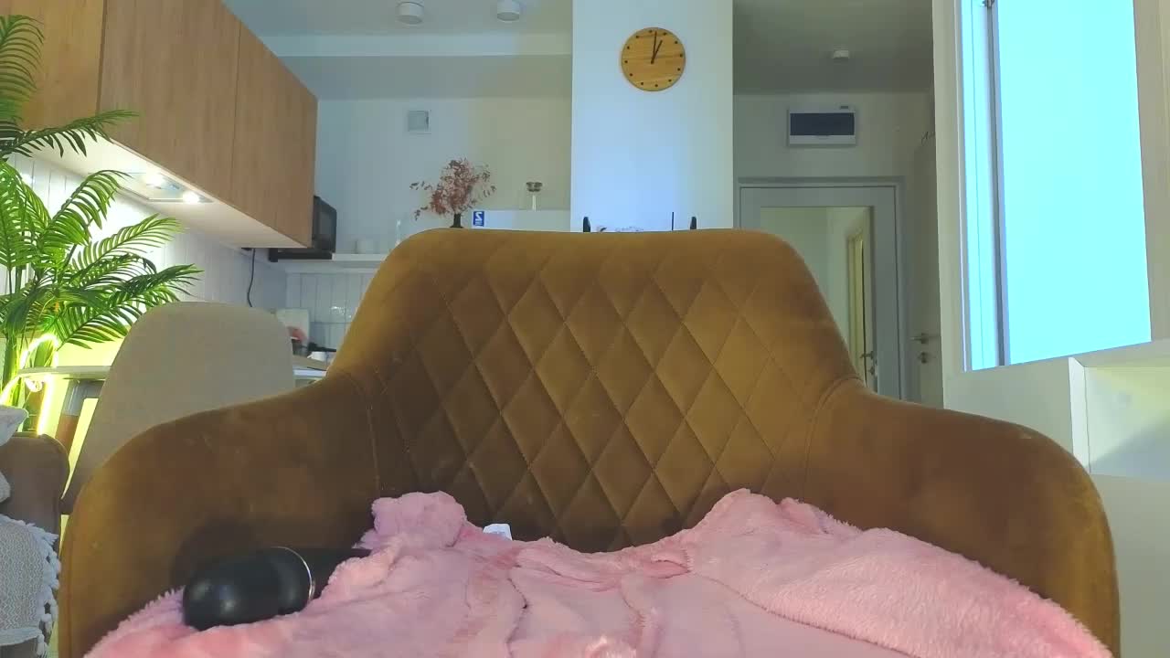 lili-roze Live Sex December 13, 2025