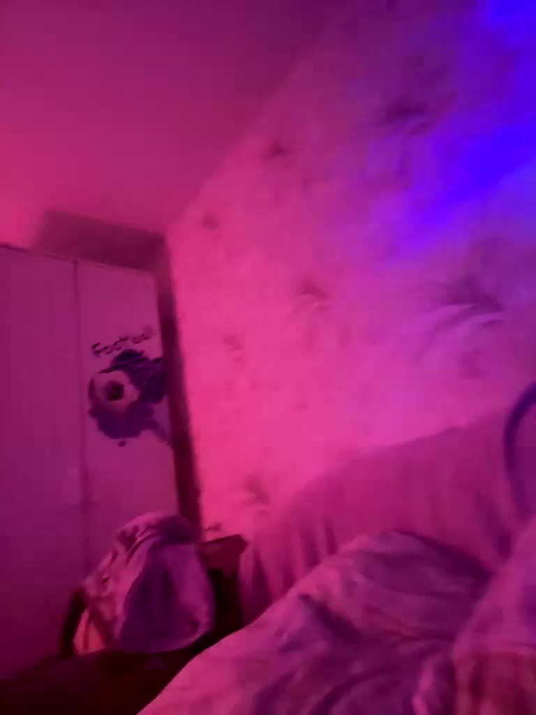 VIP17CoupleDream Live Sex December 14, 2025