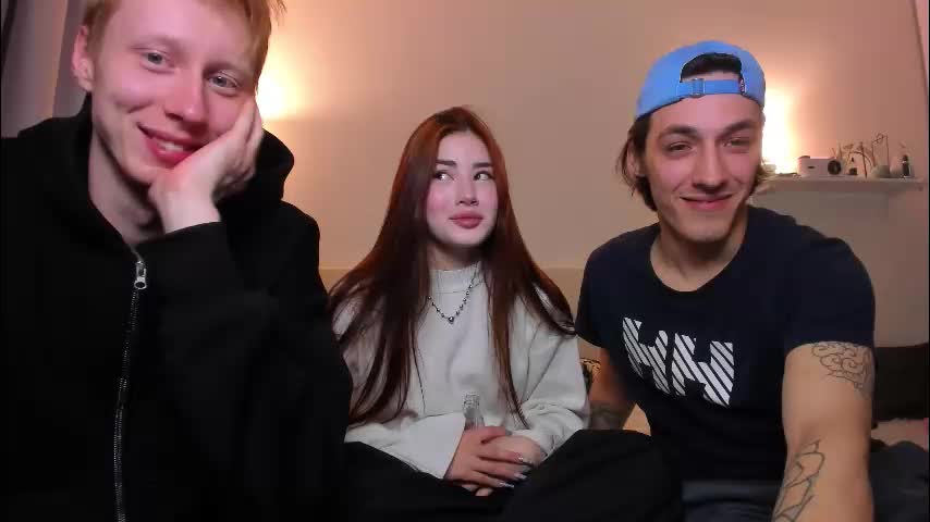 mmkakpoxyi22 Live Sex October 12, 2025