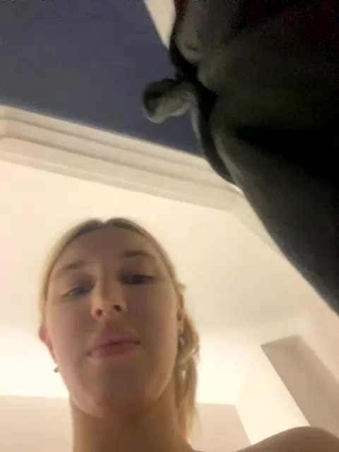 lina_wap Live Sex December 20, 2025