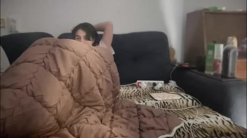 rosea_champagne Live Sex December 15, 2025