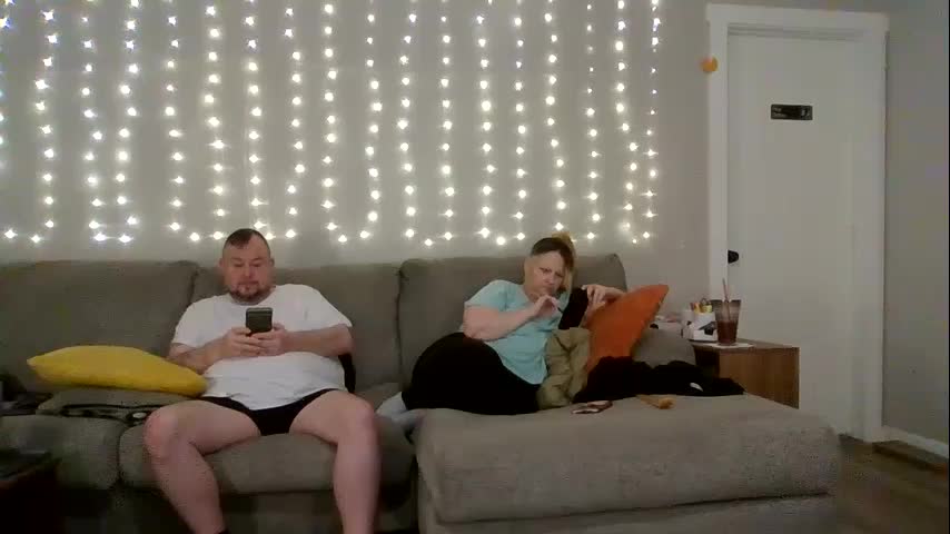 victoriaandjesse Live Sex December 14, 2025