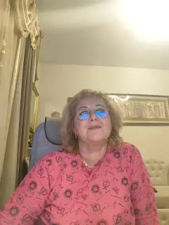 KarinkaSweet Live Sex December 18, 2025