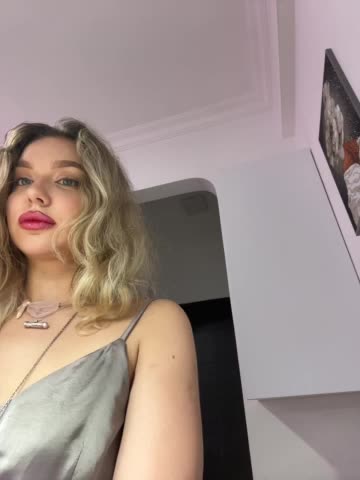 MistressX555 Live Sex December 17, 2025