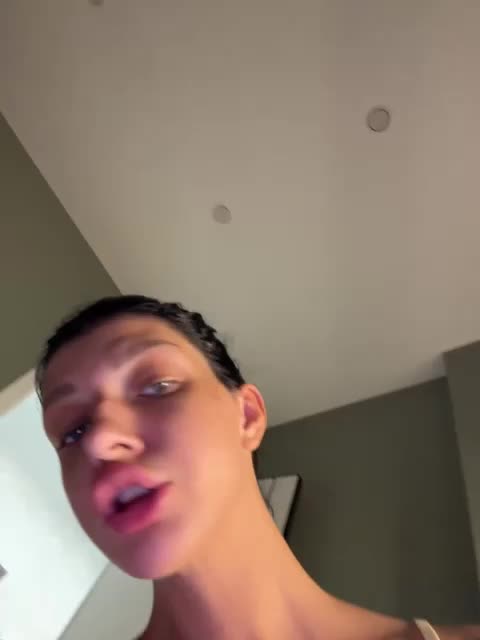 chicanogirl Live Sex December 13, 2025