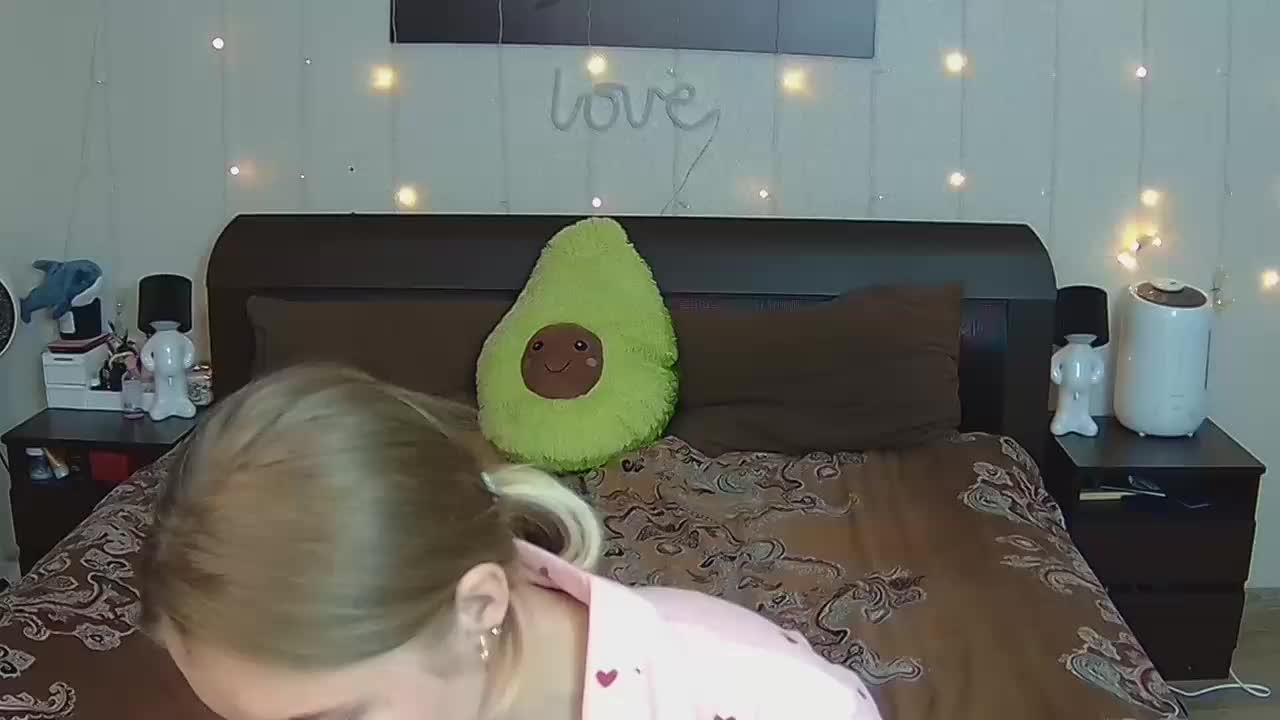 LinkaMalinka Live Sex December 13, 2025