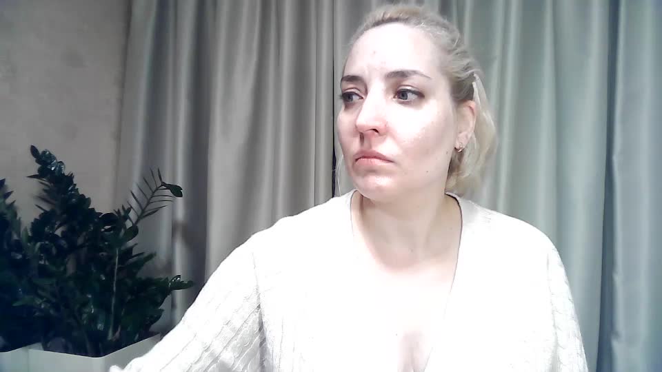 mariska-kiska Live Sex December 14, 2025