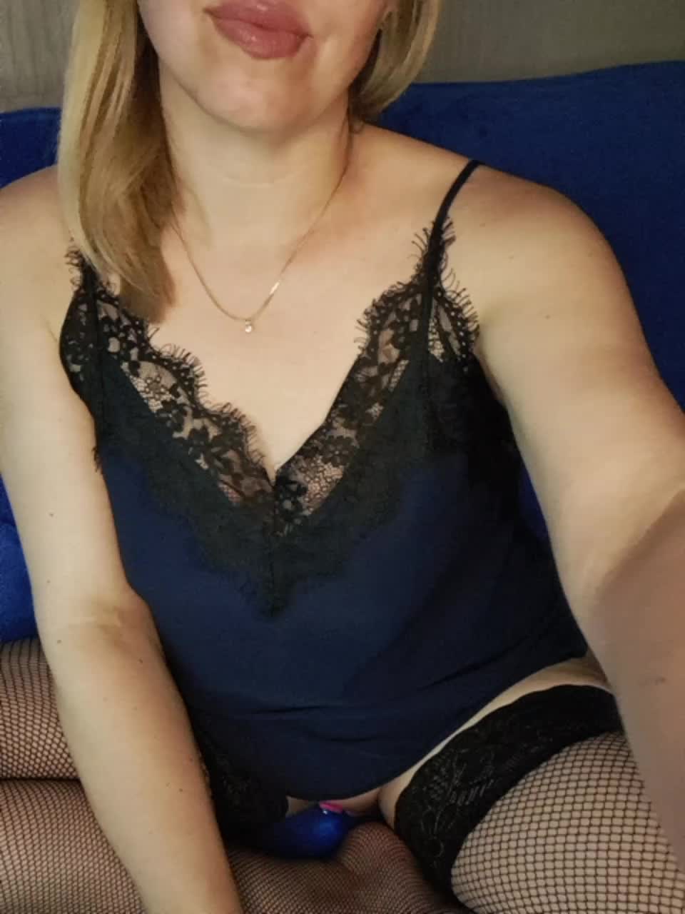 Karmella Live Sex December 13, 2025