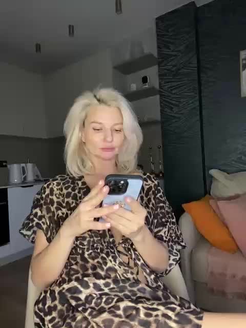 -Molly- Live Sex December 15, 2025