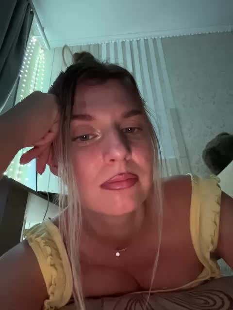 KotiMrrr Live Sex December 17, 2025