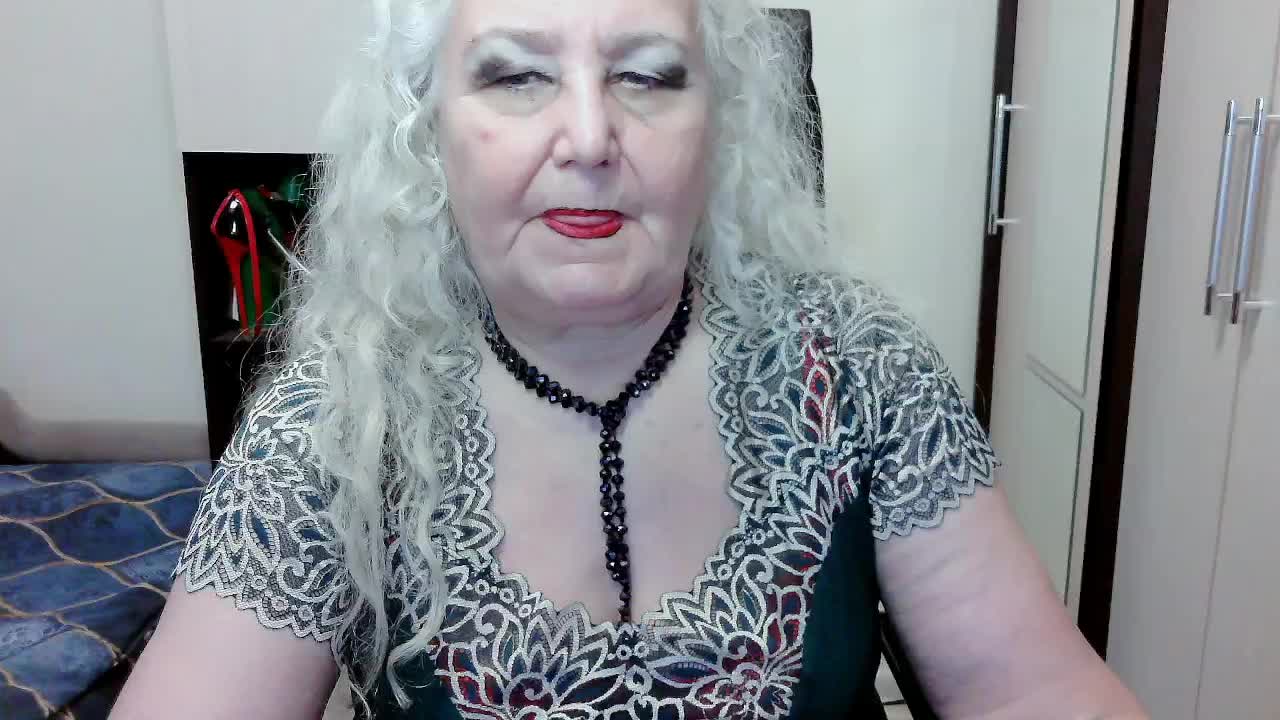 GrannyWants Live Sex December 17, 2025