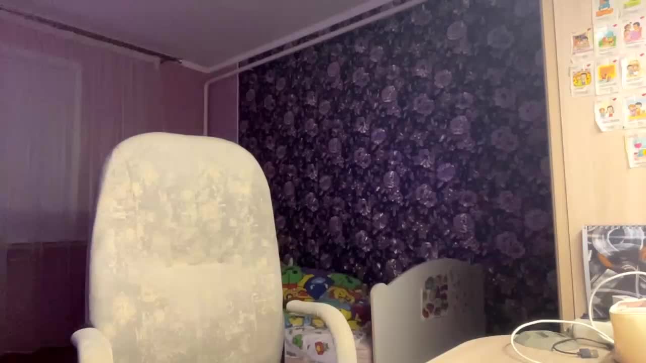 CANDY-LIPS-GIRL Live Sex December 13, 2025