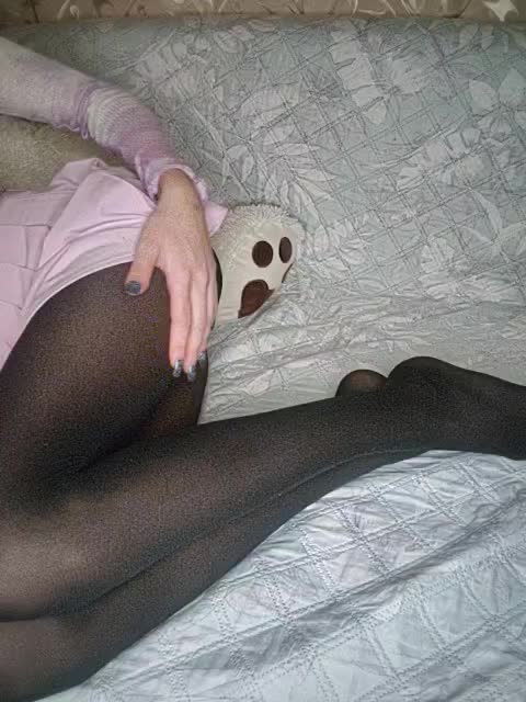 Viktoria2007 Live Sex October 12, 2025