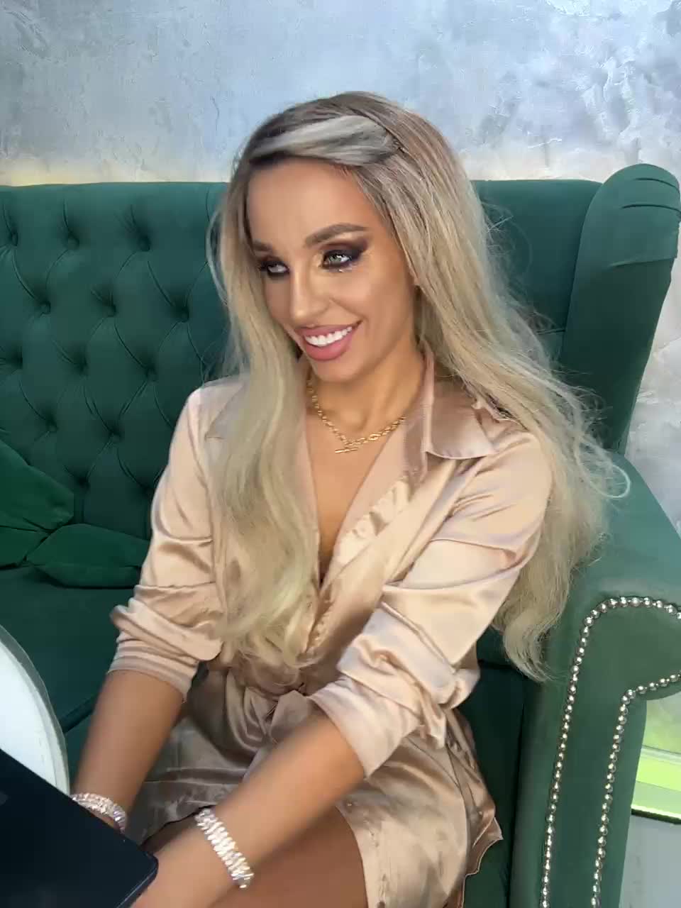 Darina_ Live Sex December 13, 2025