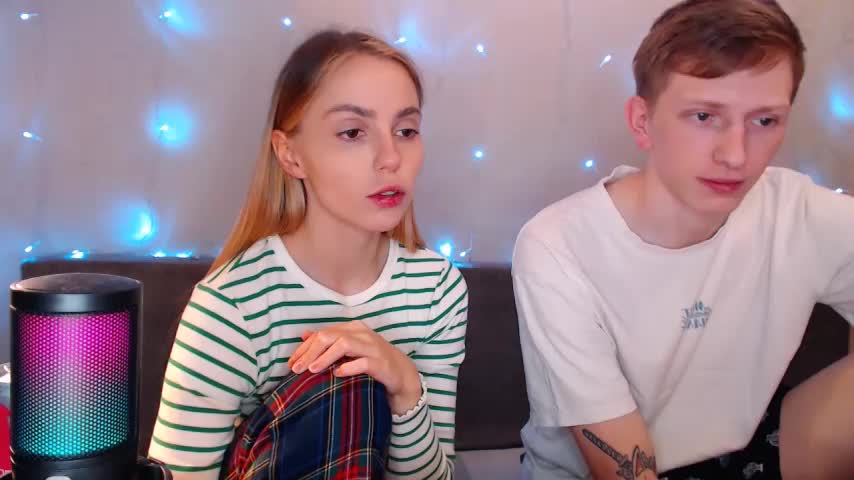 juliaanddima Live Sex December 17, 2025