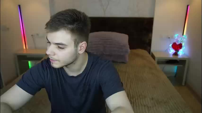 vikki_and_george Live Sex December 13, 2025