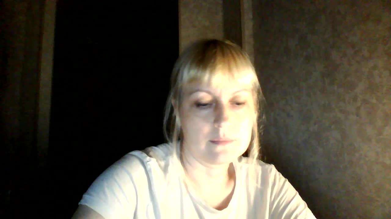 krisss2016 Live Sex December 15, 2025