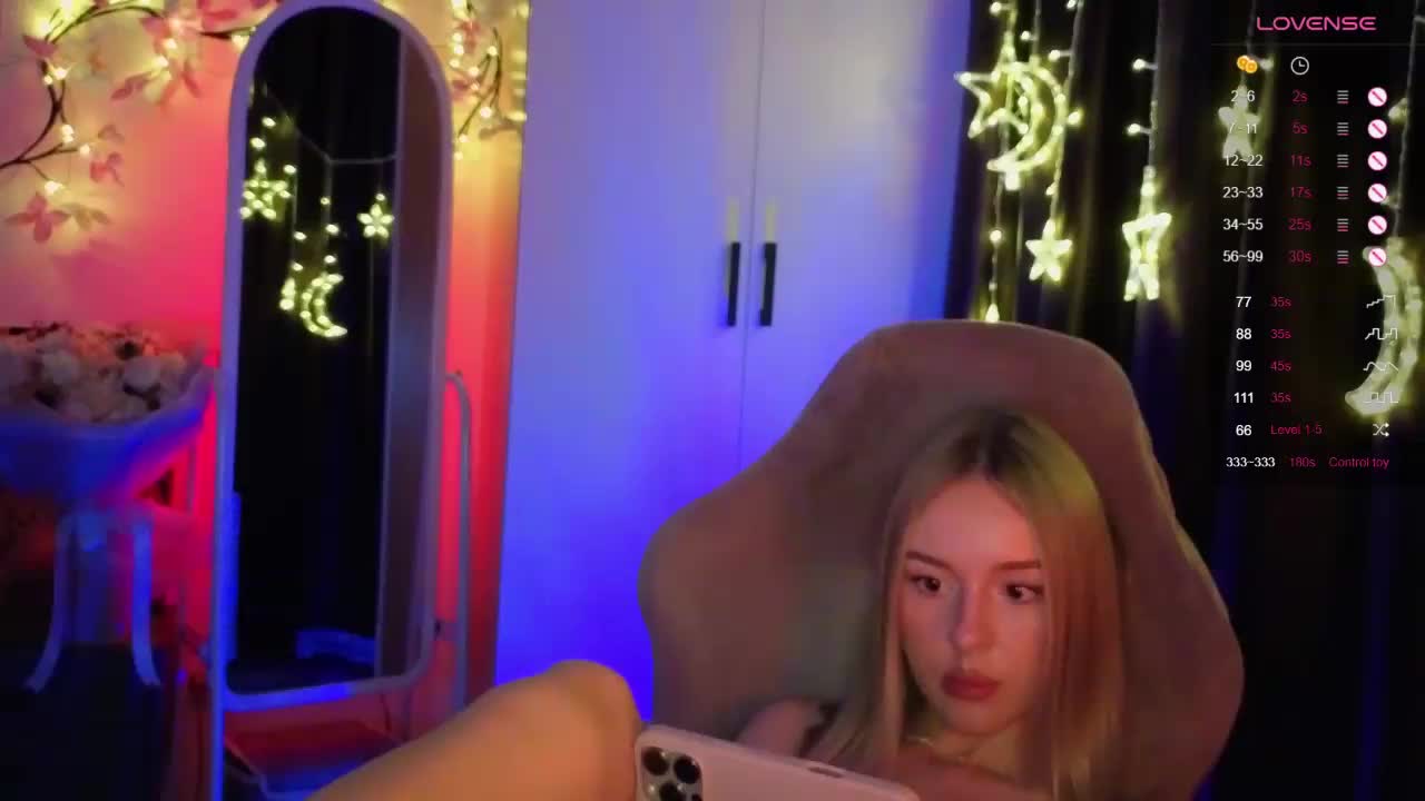 Nestyzz Live Sex December 17, 2025