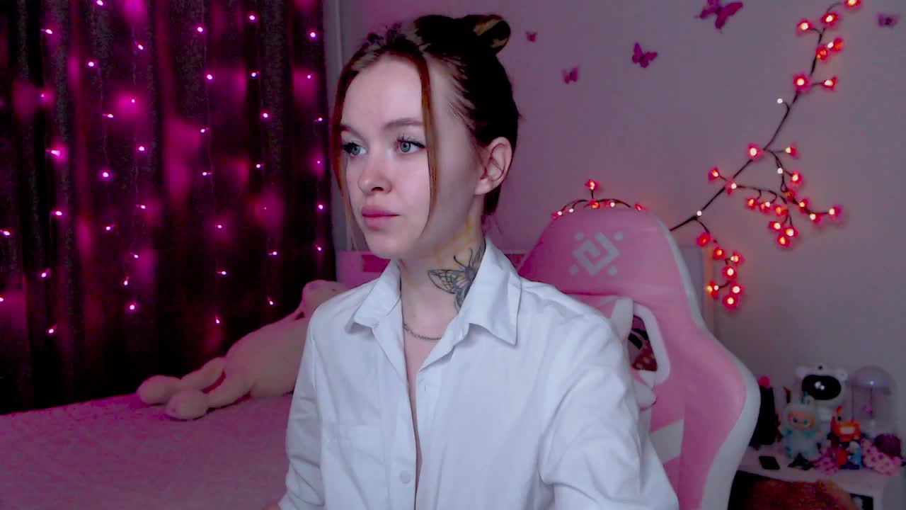 NaughtyMable Live Sex December 14, 2025