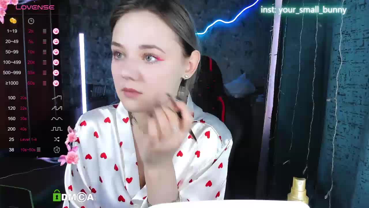 your-small-bunny Live Sex December 13, 2025