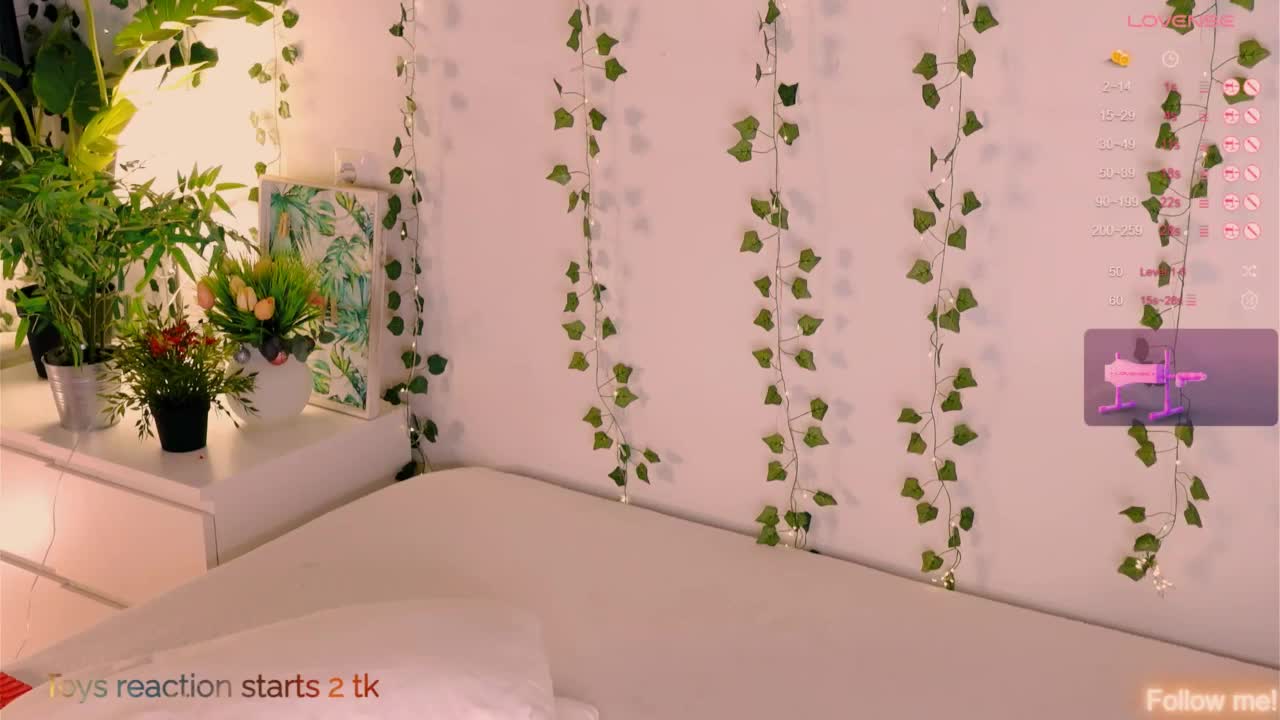 CarlyHills Live Sex December 13, 2025