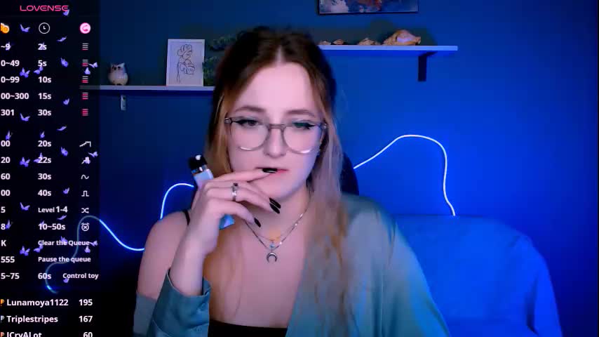 luna_berryy Live Sex December 13, 2025