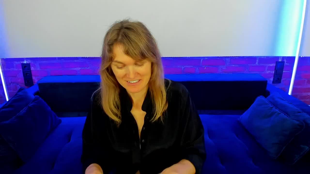 Annabel-xxx Live Sex December 14, 2025