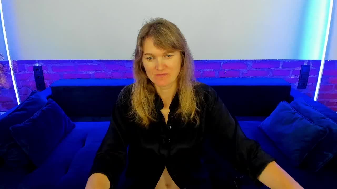 Annabel-xxx Live Sex December 14, 2025