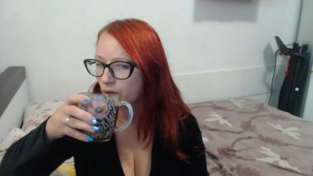 Lilia4joy Live Sex December 14, 2025