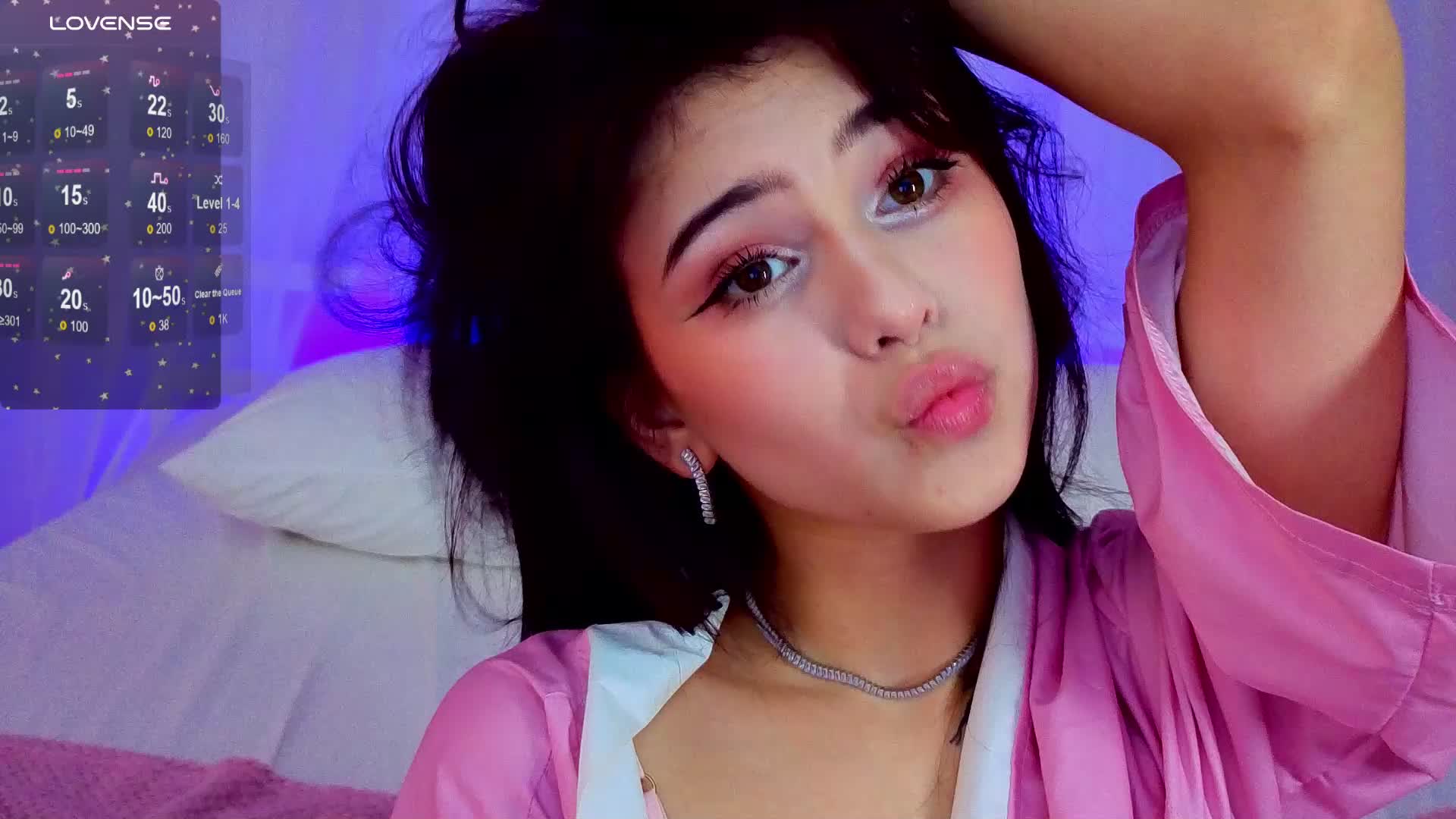 CoralineJones Live Sex December 18, 2025